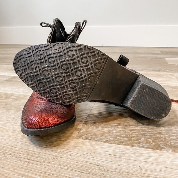 Sacha London | Metallic Red and Black Boots | Zipper top - Picture 5 of 9